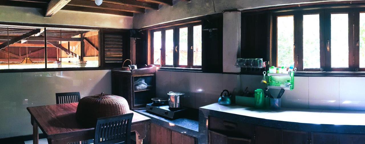 Happy Ria Homestay & Guesthouse 부킷 라왕 외부 사진